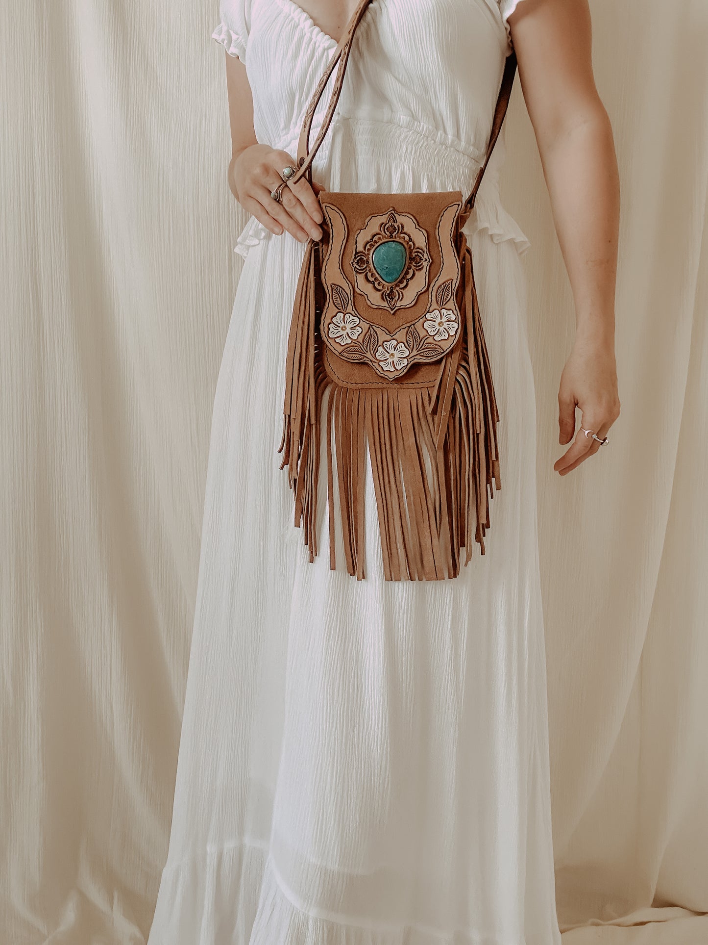 Wildwood Festival Bag : Flowers & Turquoise - Light Tan